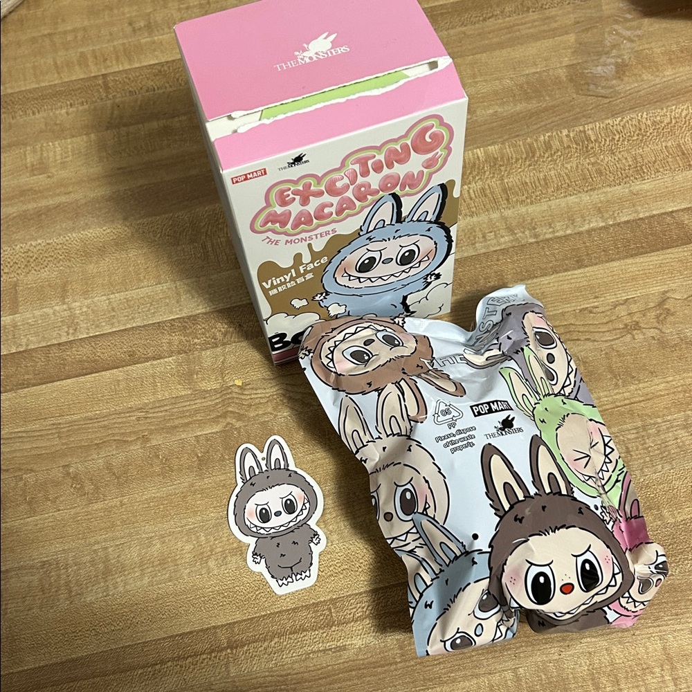 New with Open Box- Authentic Exciting Sesame Bean Labubu